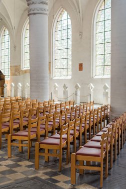 Işık kilise iç sandalye