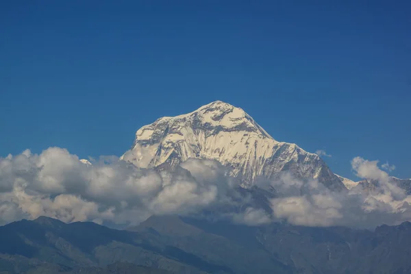 Snow-covered Mountain With Blue Sky, Cloud and Fog — 스톡 사진