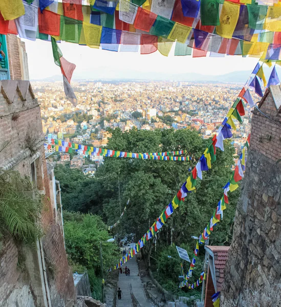 Swayambhunath Stupa βουδιστικό ιερό με τα μάτια του Βούδα — Φωτογραφία Αρχείου
