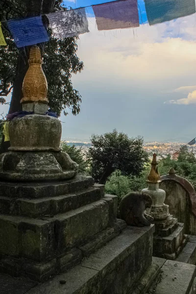 Swayambhunath Stupa βουδιστικό ιερό με τα μάτια του Βούδα — Φωτογραφία Αρχείου