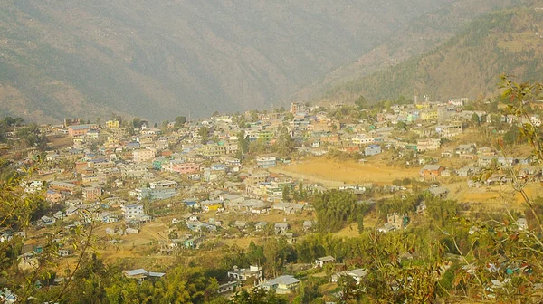 高さ8200フィートのプワBhanjhyangバザール 狭い谷市場 ネパールのパンチャー地区で撮影されました — ストック写真