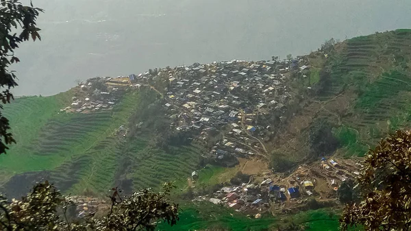 高さ8200フィートのプワBhanjhyangバザール 狭い谷市場 ネパールのパンチャー地区で撮影されました — ストック写真