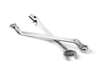 Araba tamiri ve bakımı için profesyonel araç beyaz arka planda izole edildi.