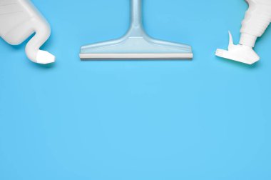 Temizlik servisi. Özel evlerin ve ofis binalarının temizlenmesi ve dezenfekte edilmesi. Temizlik sağlığın anahtarıdır..