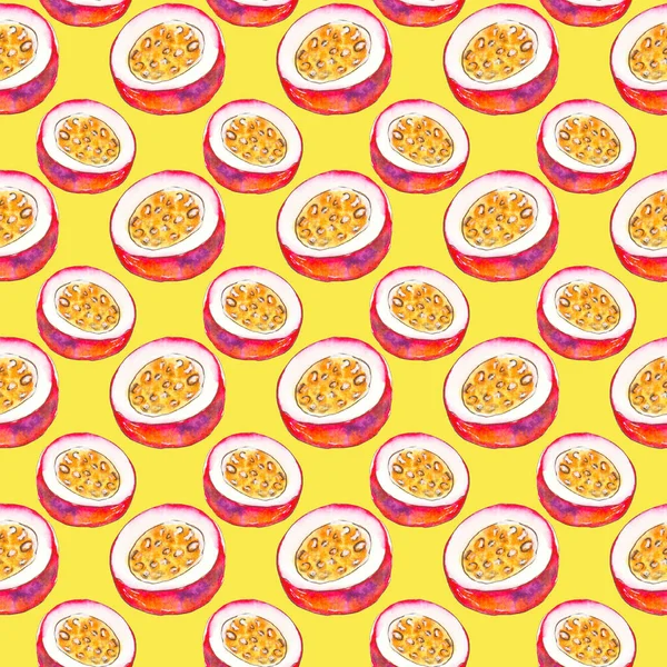 Sarı bir zemin üzerinde suluboya ile boyanmış kusursuz olgun tutku meyvesi deseni..