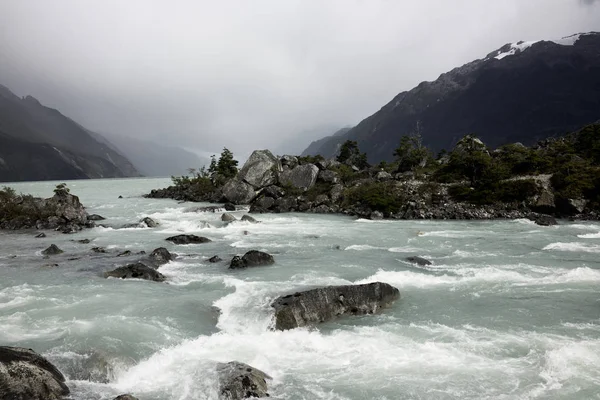 Rivière en Patagonie — Photo