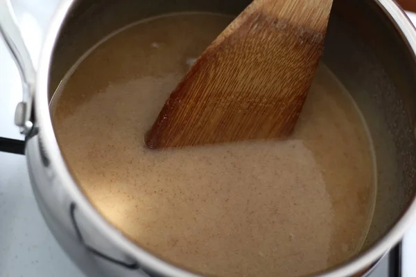 Hervir Los Ingredientes Relleno Hasta Que Mezcla Vuelva Color Caramelo — Foto de Stock