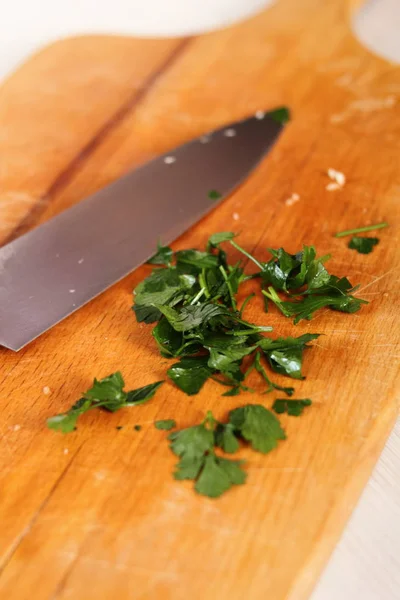 Cortando Perejil Hacer Galette Pollo Huevo Serie — Foto de Stock