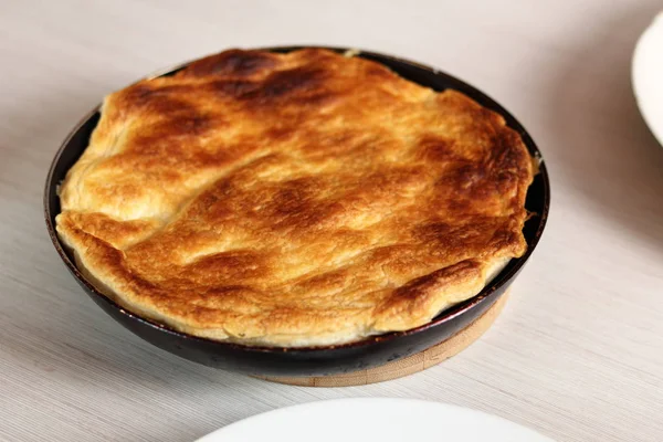 Torta Recém Assada Frigideira Fazendo Pêra Tarte Tatin Com Cardamomo — Fotografia de Stock