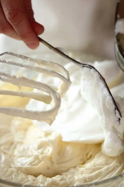 Adding Whipped Egg Whites Cheese Filling Making Frozen Strawberry Cheesecake — Stock Photo, Image