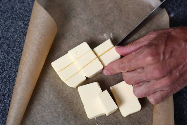 Butter Würzen Boston Banoffee Pie Zubereiten — Stockfoto