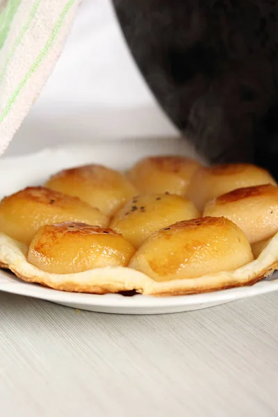 Freshly Baked Tart Making Pear Tarte Tatin Cardamom Series — 스톡 사진
