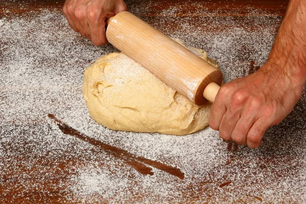 Roll Yeast Raised Dough Hacer Donas —  Fotos de Stock