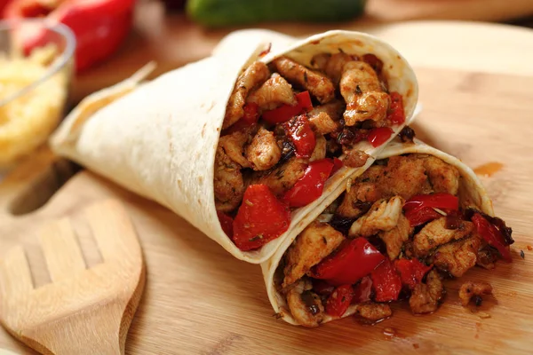 Fazendo Tortilla Com Frango Pimentão Série — Fotografia de Stock