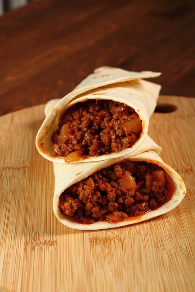 Tortilha Carne Com Molho Pimenta Enchilada — Fotografia de Stock