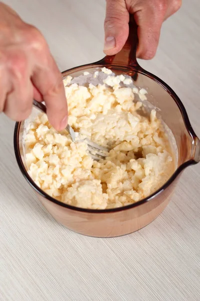 Revuelve Arroz Cocido Puré Huevos Con Crema Hacer Salmón Serie —  Fotos de Stock
