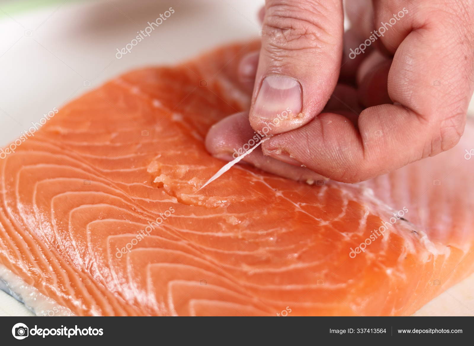 Removing Bones Salmon Fillet Making Salmon Puff Pastry Series — Stock