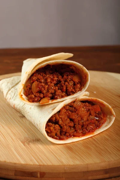 Tortilha Carne Com Molho Pimenta Enchilada — Fotografia de Stock