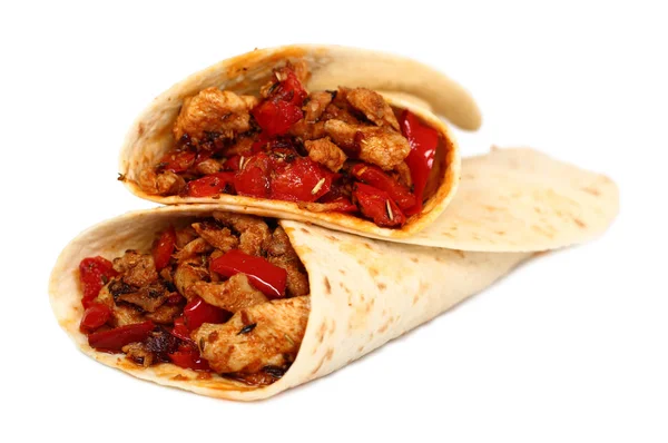 Tortilla Mit Huhn Und Paprika Isoliert Auf Weißem Hintergrund — Stockfoto