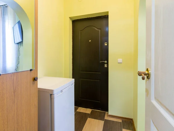 Entrance to the small number of guest house — Stock Photo, Image
