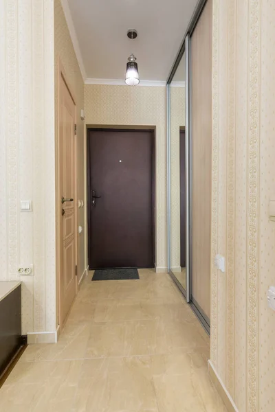 O interior do apartamento, vista dos transeuntes — Fotografia de Stock