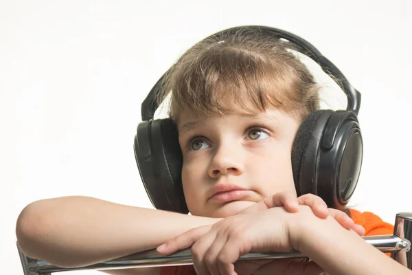 Portrét Dívky Sluchátkách Poslouchat Hudbu Hudebně — Stock fotografie