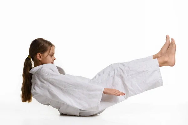 Chica Judoka Realiza Calentamiento Llega Sus Manos Los Pies — Foto de Stock