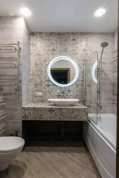 Interior Stylish Modern Combined Bathroom Toilet — Stock Photo, Image