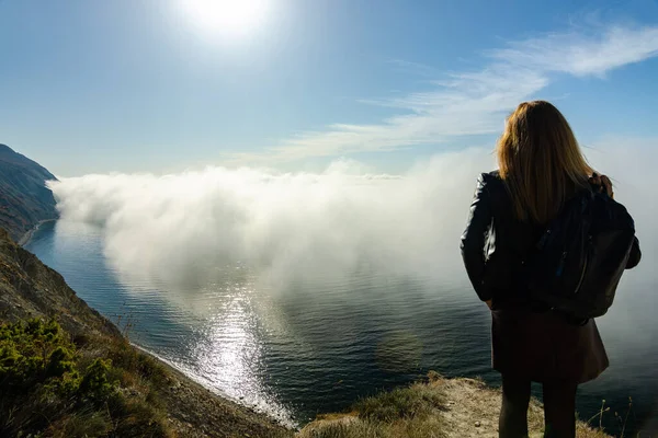 Girl Watching Mountain Unusual Seascape Clouds Sea — Stock Photo, Image