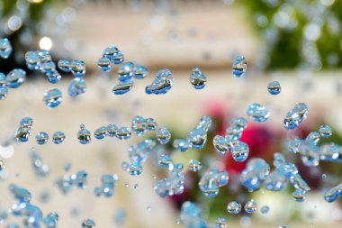 Havadaki su damlaları