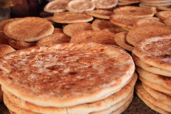 Homemade naan flat breads — Stock Photo, Image