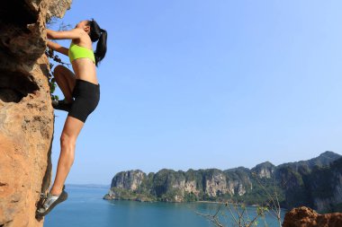 genç kadın dağcı