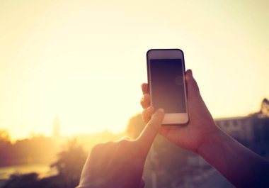 eller kullanım cep telefonu