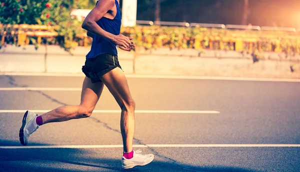 Maratona masculino corredor — Fotografia de Stock