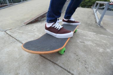 kaykaycı bacaklar açık havada pratik