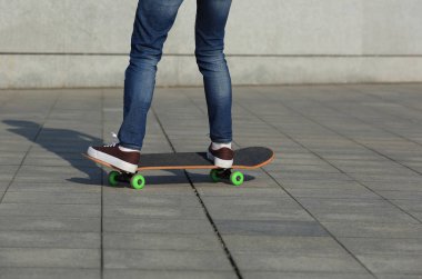 kaykaycı bacaklar açık havada pratik