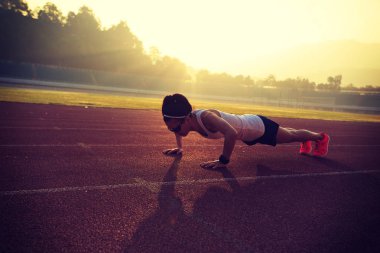 kadın pratik push up