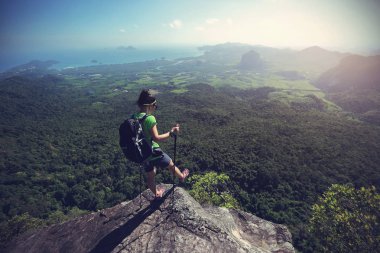 Genç kadın zevk görünümü 