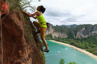 genç kadın tırmanışı