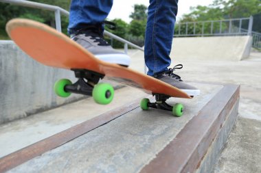 kaykaycı skatepark pratik