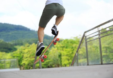 kaykaycı bacaklar City