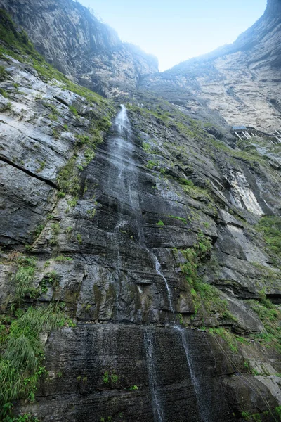 Steep cliff mountains — Stock Photo, Image