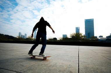 Bayan kaykaycı City kaykay sürme