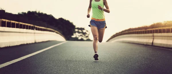 Young Fitness Woman Running City Road — Stock Photo, Image
