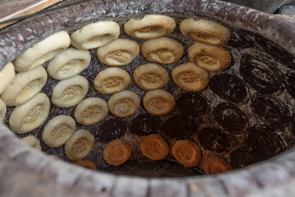 Выпечка Наан Плоский Хлеб Традиционной Печи Синьцзян Китай — стоковое фото