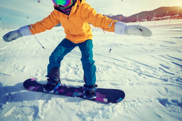 One Young Woman Snowboarding Winter Mountains — Stock Photo, Image