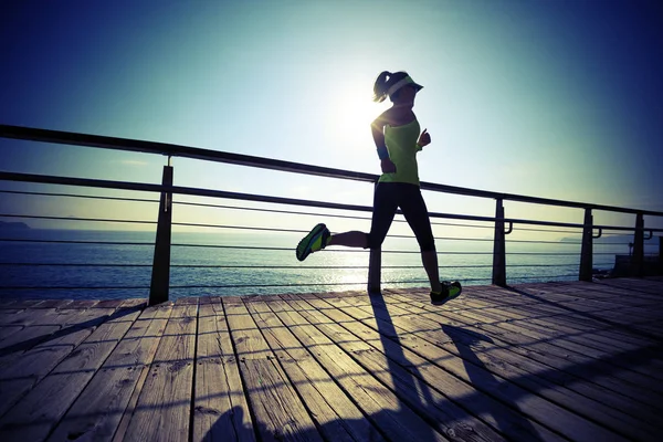 Sporty Fitness Woman Running Seaside Boardwalk Sunrise — Stock Photo, Image
