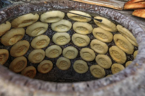 Baking Naan Flat Breads Traditional Stove Xinjiang China — Stock Photo, Image