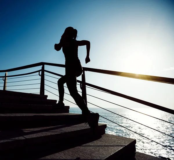 Sporty Fitness Female Runner Running Seaside Stairs — Stock Photo, Image