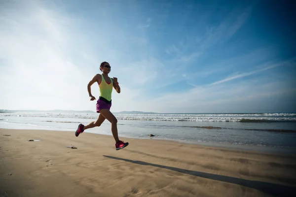 Fitness Žena Běžící Východu Slunce — Stock fotografie